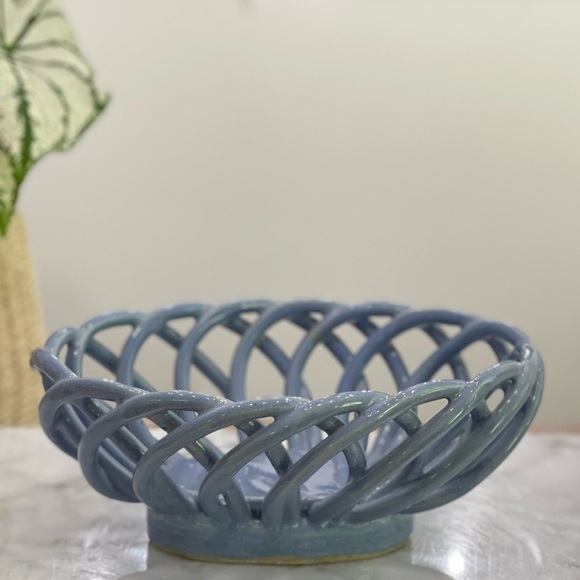 Stoneware Braided Basket - Picture 14 of 14